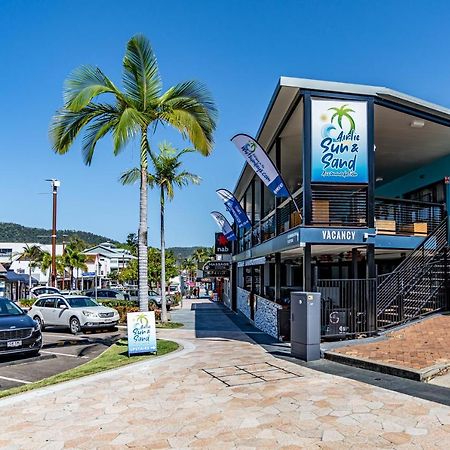 Airlie Sun & Sand Accommodation Studio #1 Эйрли-Бич Экстерьер фото