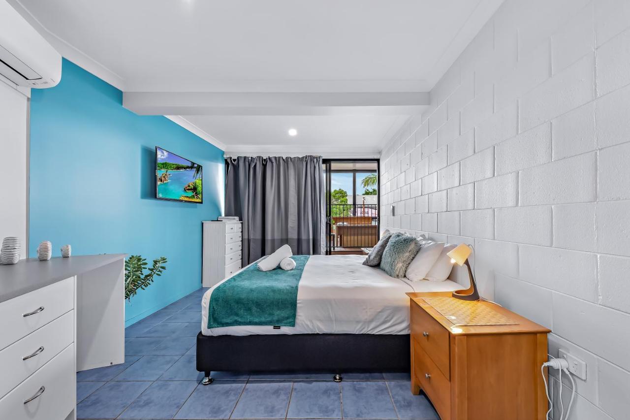 Airlie Sun & Sand Accommodation Studio #1 Эйрли-Бич Экстерьер фото