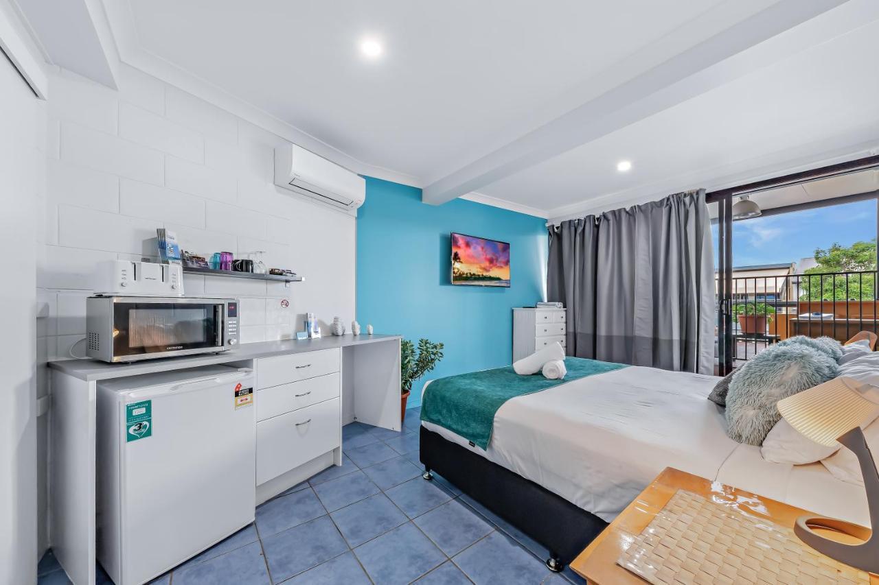 Airlie Sun & Sand Accommodation Studio #1 Эйрли-Бич Экстерьер фото